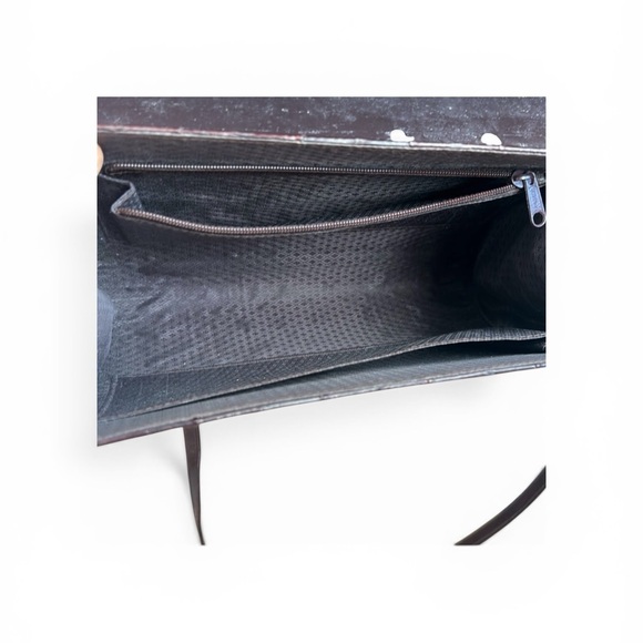 Vintage Deerskin Leather Crossbody Bag with Gold Accent - Picture 5 of 7